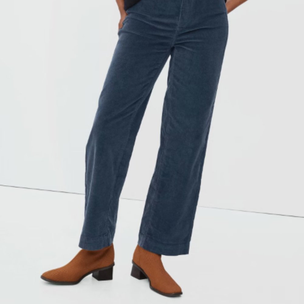 Everlane "The Corduroy Wide-Leg Pant", Navy, Size 8
